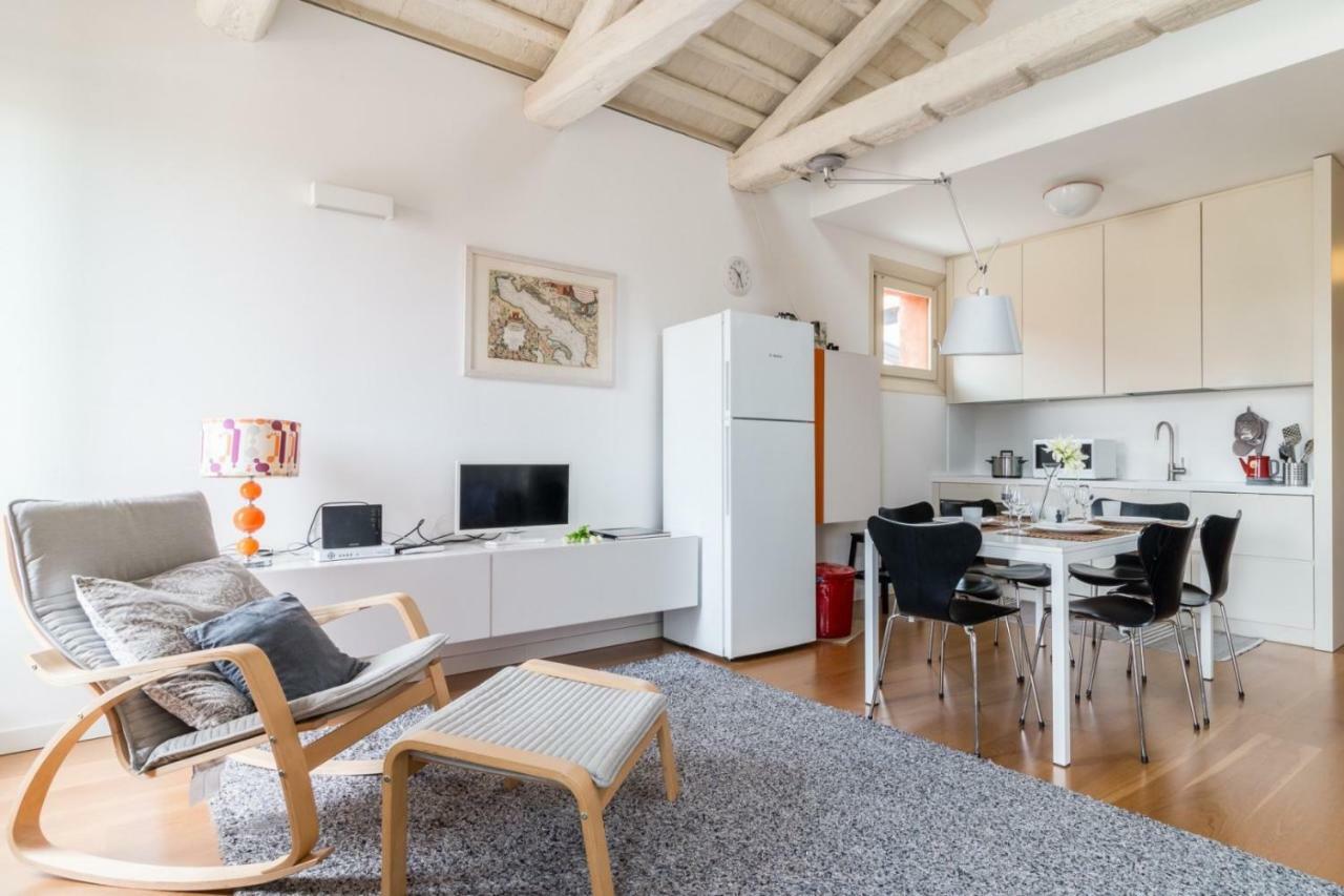 Carmini Canal View And Balcony With Lift Venesia Bagian luar foto