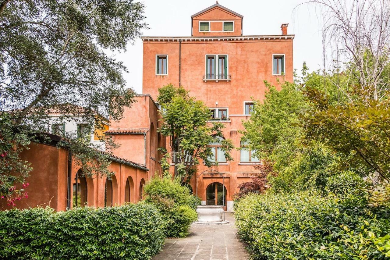 Carmini Canal View And Balcony With Lift Venesia Bagian luar foto